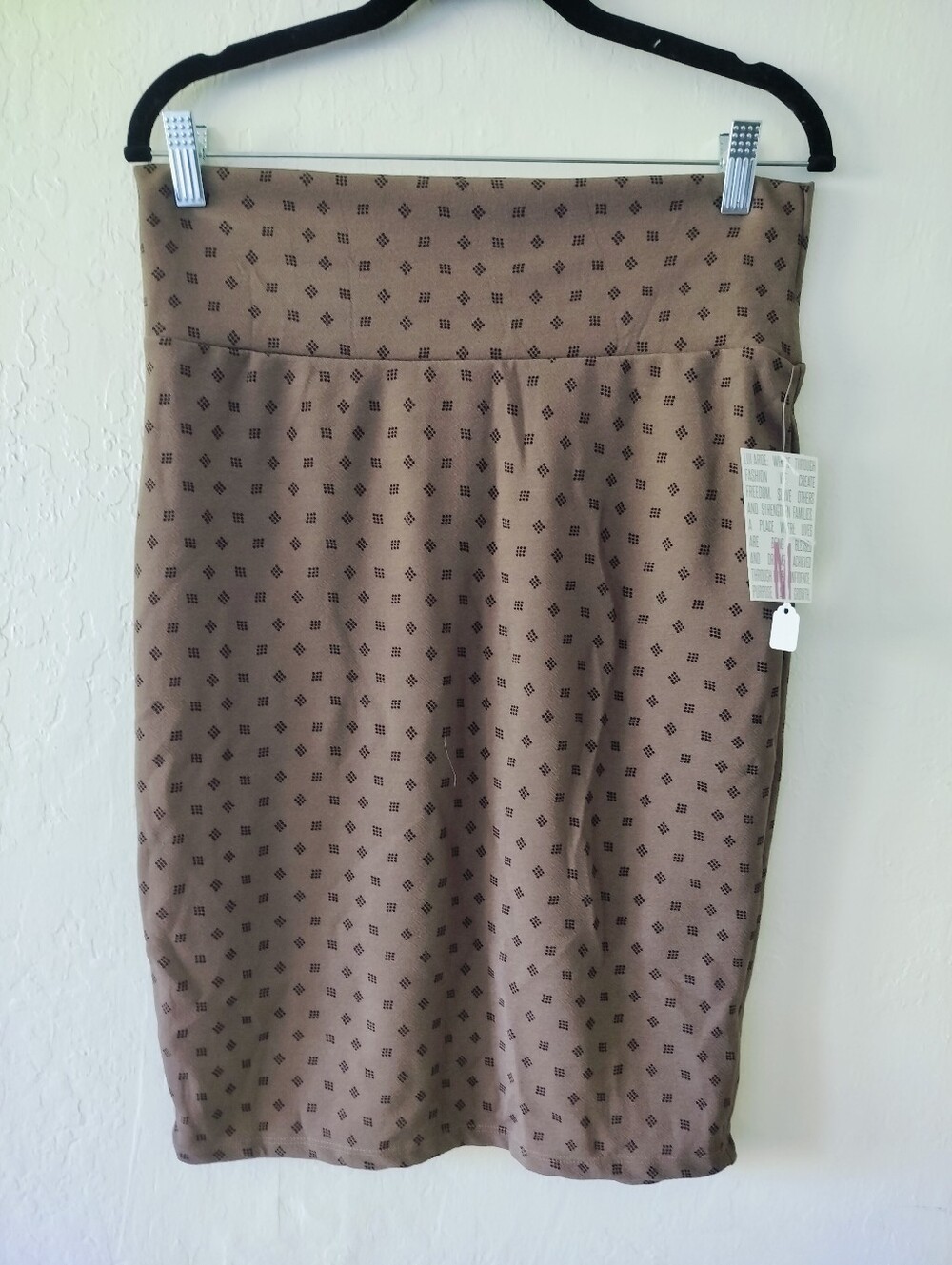 NWT LuLaRoe Cassie Pencil Skirt Brown Geometric Diamond Micro Print Stretch